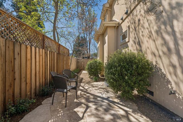 1710 Reynard Ln, Calistoga, CA 94515