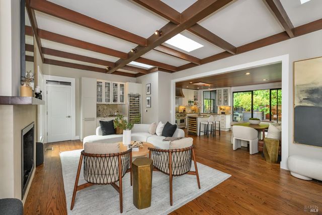 309 Kent Ave, Kentfield, CA 94904