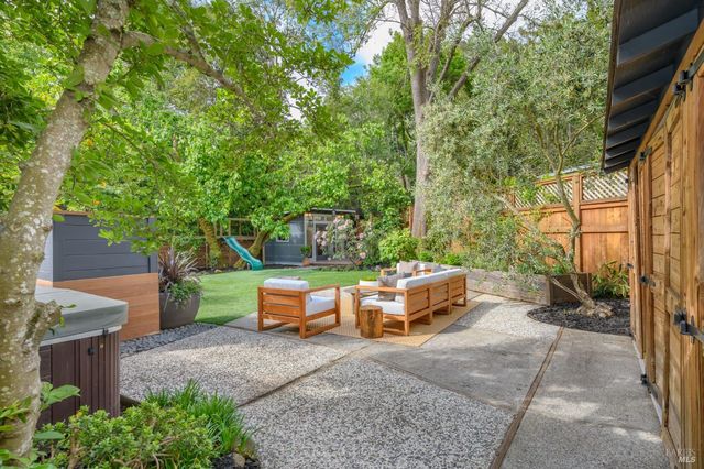 309 Kent Ave, Kentfield, CA 94904