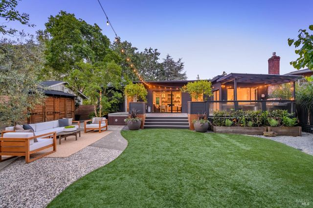 309 Kent Ave, Kentfield, CA 94904