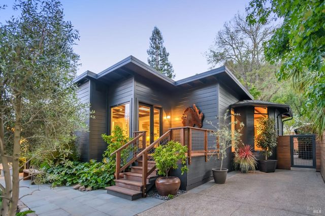 309 Kent Ave, Kentfield, CA 94904