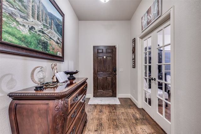 1000 Longhorn Drive, Aubrey, TX 76227