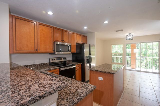 8860 WHITE SAGE LOOP, Bradenton, FL 34202