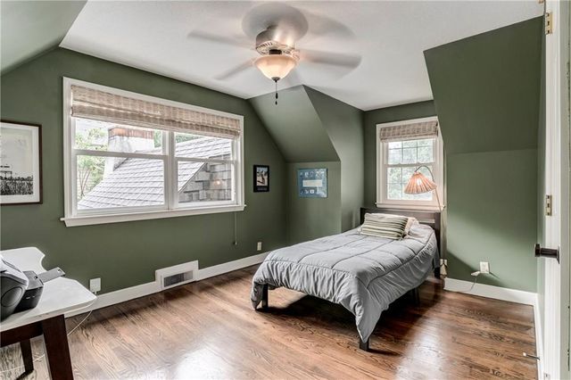5435 Aberdeen Road, Fairway, KS 66205