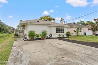 1093 HIBISCUS Street, Atlantic Beach, FL 32233