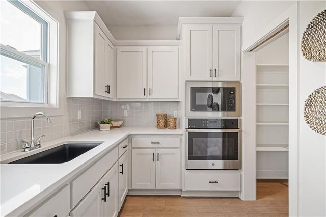 2262 W Wabash Street, Olathe, KS 66061