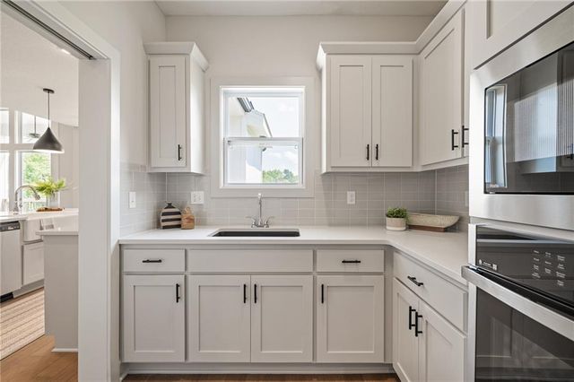 2262 W Wabash Street, Olathe, KS 66061
