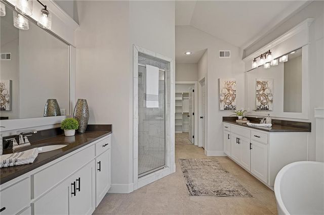 2262 W Wabash Street, Olathe, KS 66061