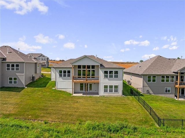 2262 W Wabash Street, Olathe, KS 66061