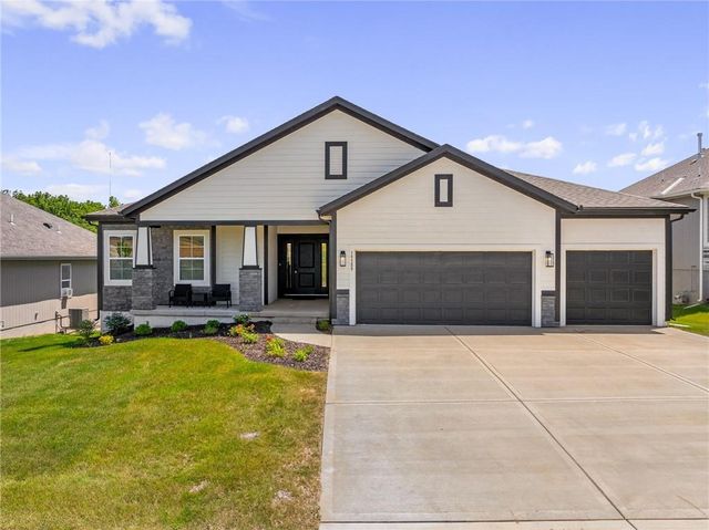 2262 W Wabash Street, Olathe, KS 66061
