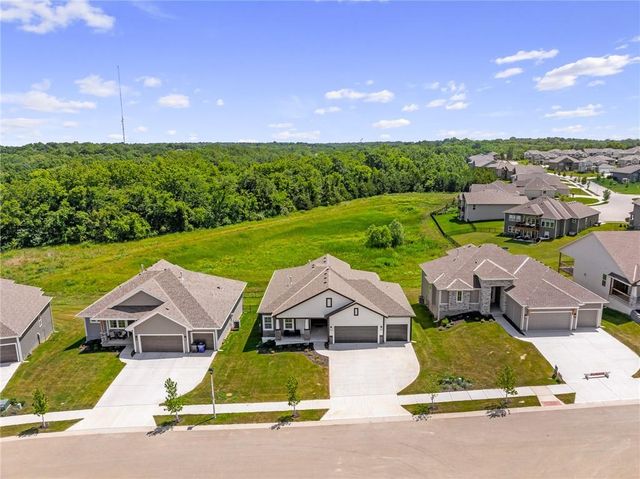 2262 W Wabash Street, Olathe, KS 66061