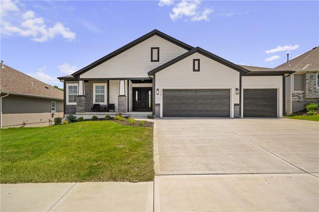 2262 W Wabash Street, Olathe, KS 66061