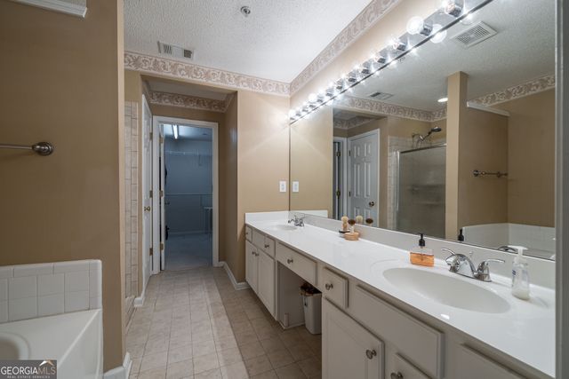 129 Regent Place, Woodstock, GA 30188