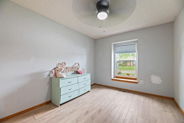 532 S Longbranch, Maize, KS 67101