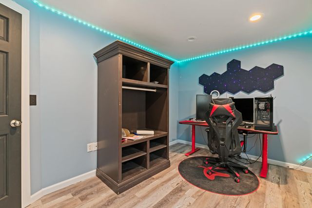 532 S Longbranch, Maize, KS 67101