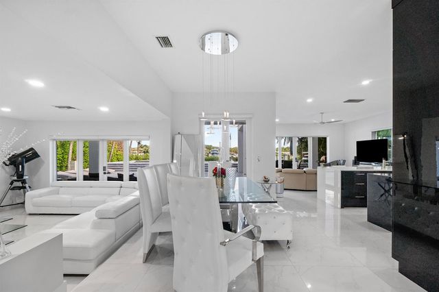 5447 Center Street, Jupiter, FL 33458