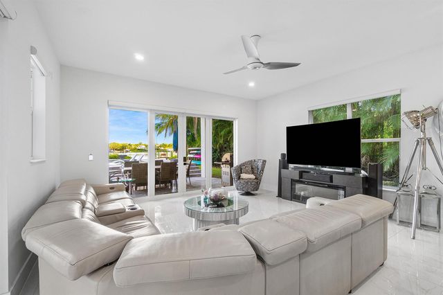 5447 Center Street, Jupiter, FL 33458