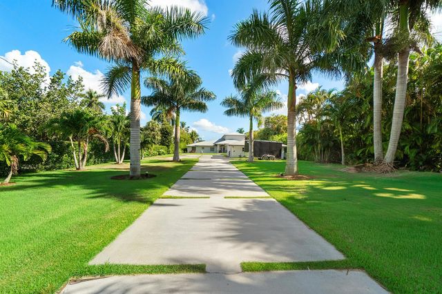 5447 Center Street, Jupiter, FL 33458