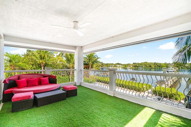 5447 Center Street, Jupiter, FL 33458