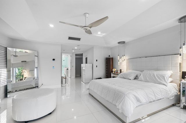 5447 Center Street, Jupiter, FL 33458