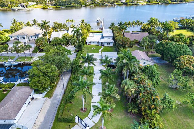 5447 Center Street, Jupiter, FL 33458
