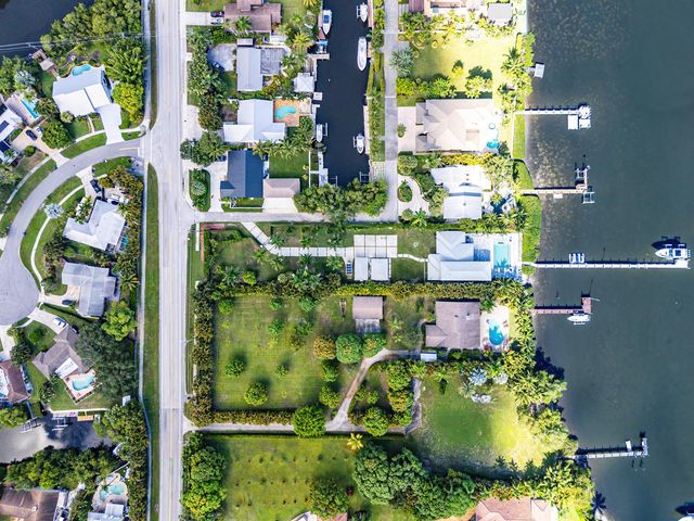 5447 Center Street, Jupiter, FL 33458