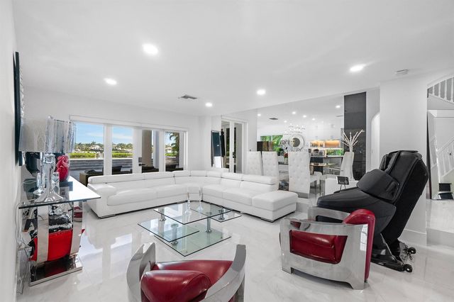 5447 Center Street, Jupiter, FL 33458