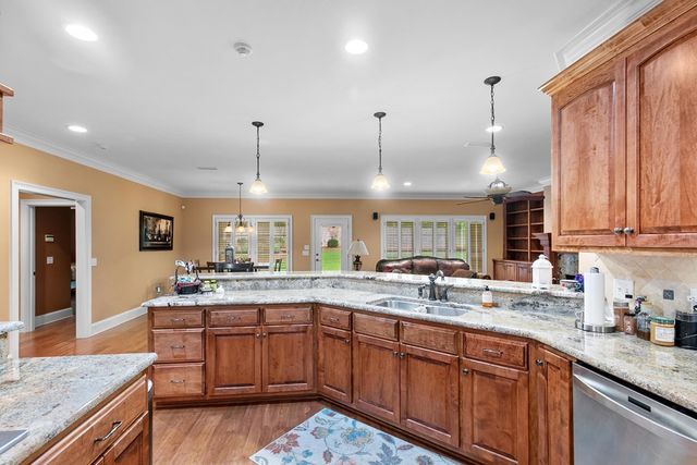 511 Oakwood, Dothan, AL 36303