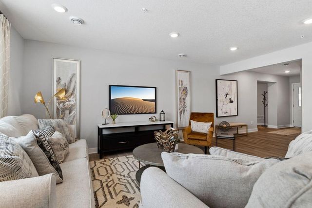 13684 Kaylemore Trail, Rosemount, MN 55068