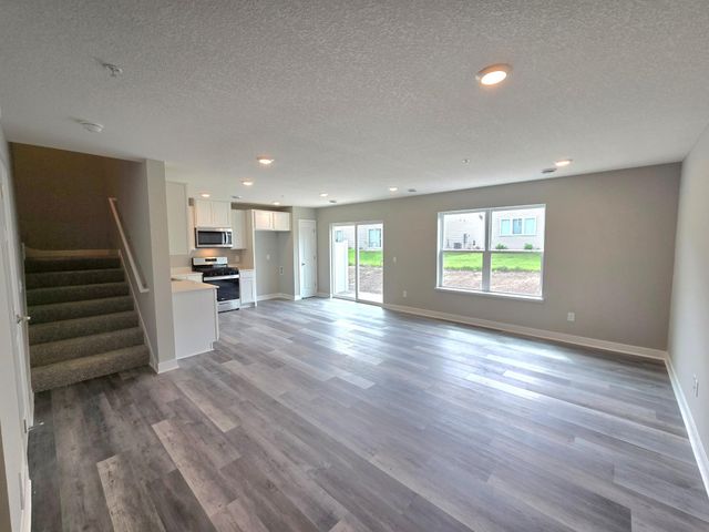 13684 Kaylemore Trail, Rosemount, MN 55068