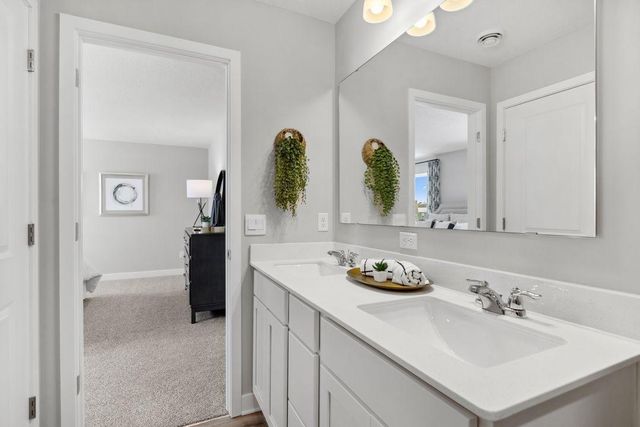 13684 Kaylemore Trail, Rosemount, MN 55068