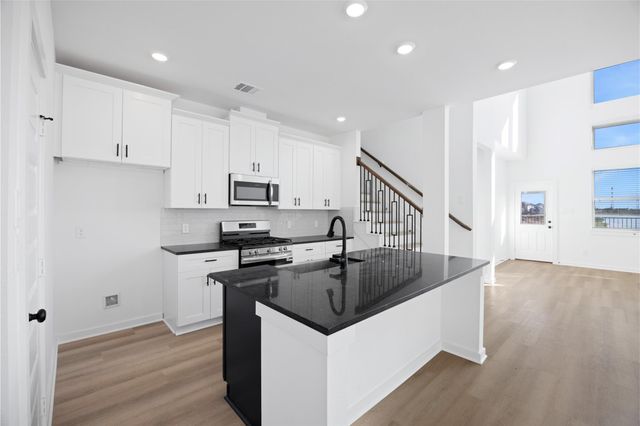 431 Kendall Crest Drive, Alvin, TX 77511