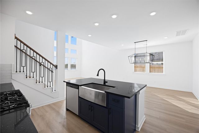 431 Kendall Crest Drive, Alvin, TX 77511