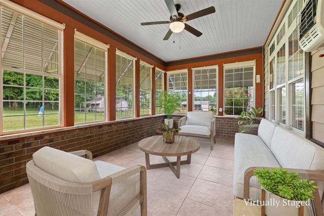 2440 WARREN RD, Oakland, TN 38060