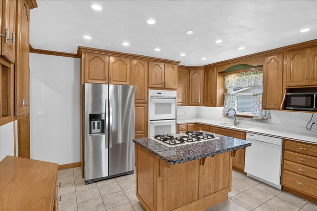 56800 Bow Drive, Lockport Twp, MI 49093