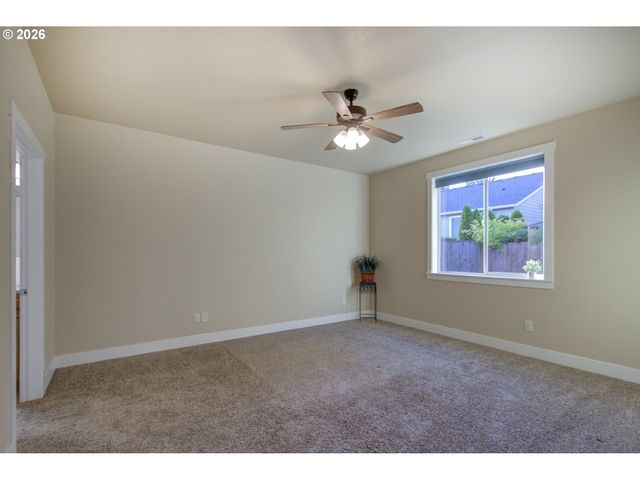 310 Ne 17TH St, Battle Ground, WA 98604
