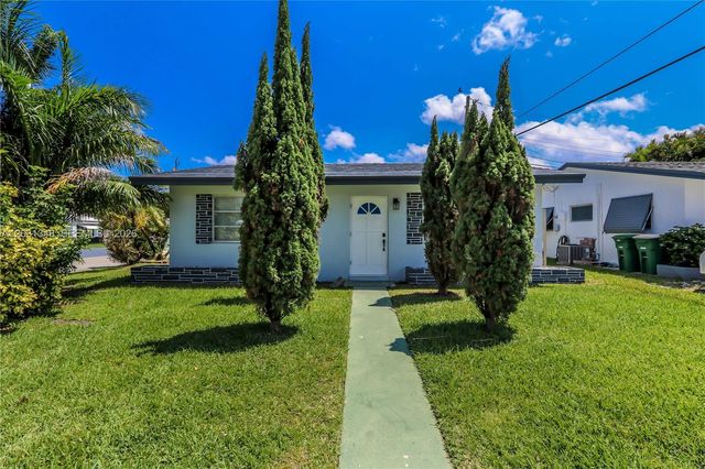 2700 NW 52nd Court, Tamarac, FL 33309