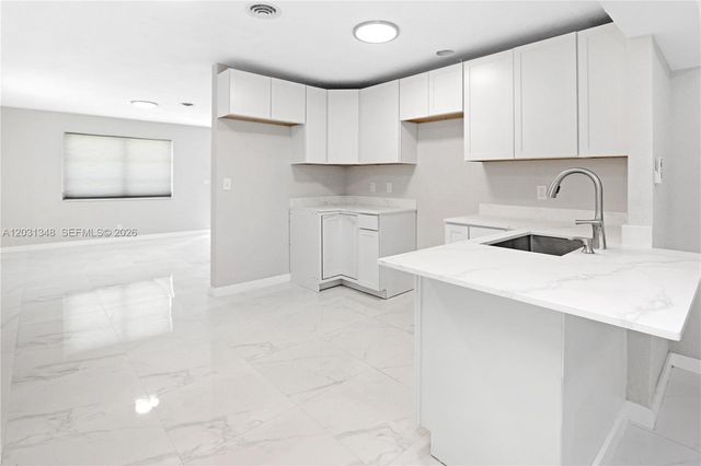 2700 NW 52nd Court, Tamarac, FL 33309