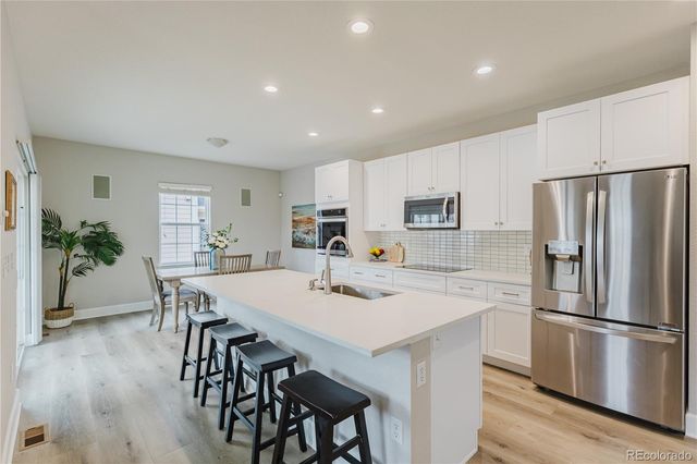 9620 Kent Place, Aurora, CO 80014