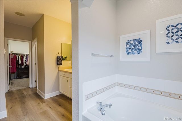 9620 Kent Place, Aurora, CO 80014