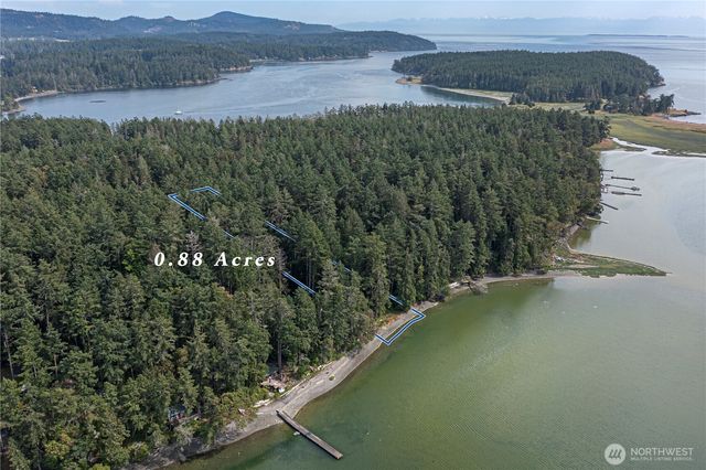 16 Driftwood Drive, Henry Island, WA 98250