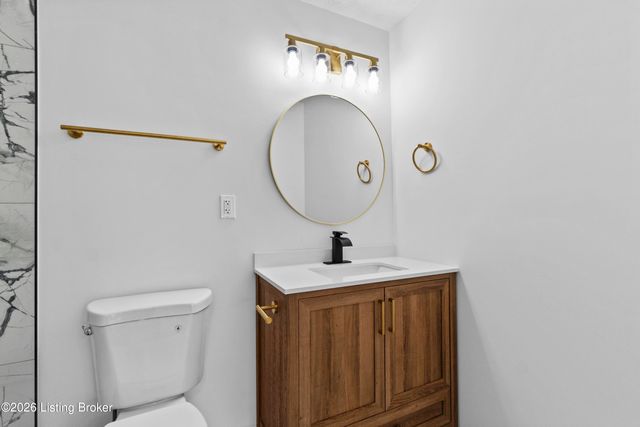 7712 3rd Street Rd, Louisville, KY 40214