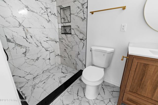 7712 3rd Street Rd, Louisville, KY 40214