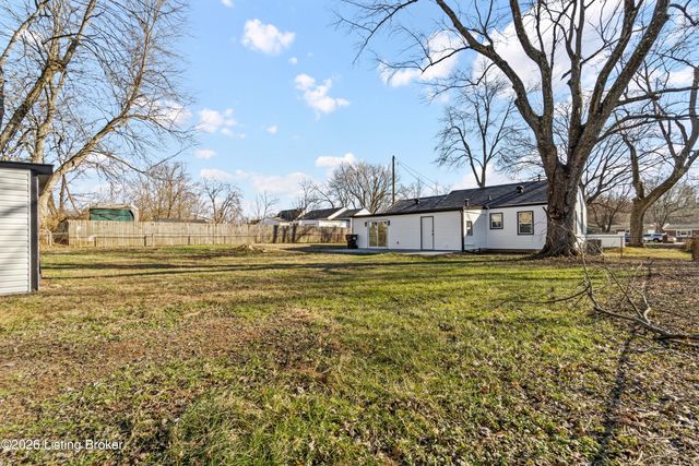 7712 3rd Street Rd, Louisville, KY 40214