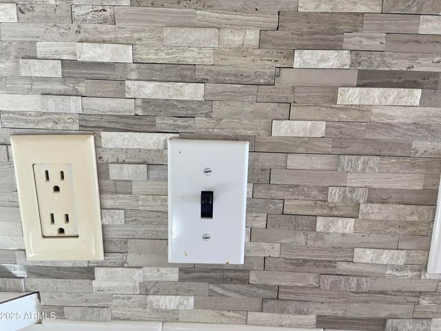 2128 S Dakota Avenue, Apache Junction, AZ 85119