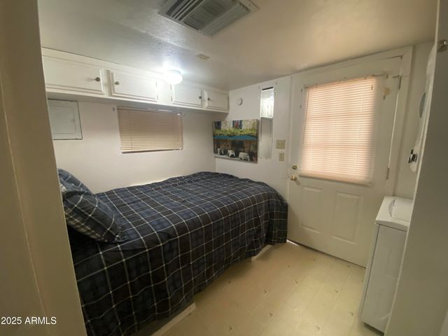 2128 S Dakota Avenue, Apache Junction, AZ 85119