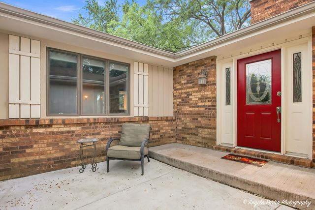 411 N Shepherd Hill Lane, Mchenry, IL 60050