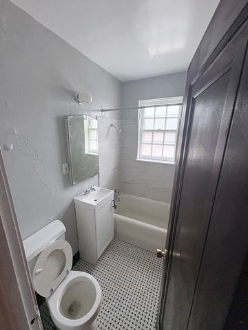 6140 W 19 Street B3, Cicero, IL 60804