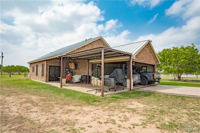 20805 Los Venados Drive, Edinburg, TX 78542