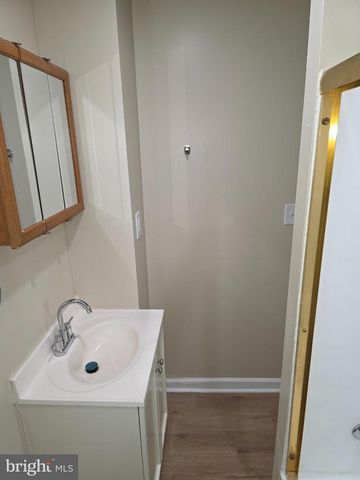 233 S CALHOUN ST, Baltimore, MD 21223